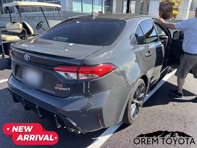Used 2024 Toyota Corolla SE w/ SE Package FWD image 18