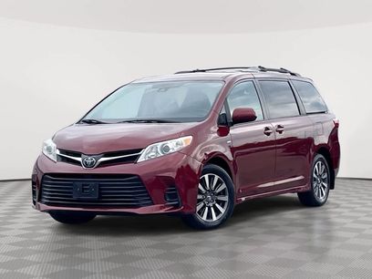 Used 2019 Toyota Sienna LE