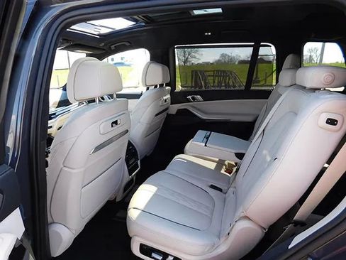 Used 2024 BMW X7 M60i w/ Executive Package AWD/4WD image 15