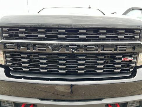 Used 2019 Chevrolet Silverado 1500 Custom Trail Boss w/ Custom Convenience Package image 31