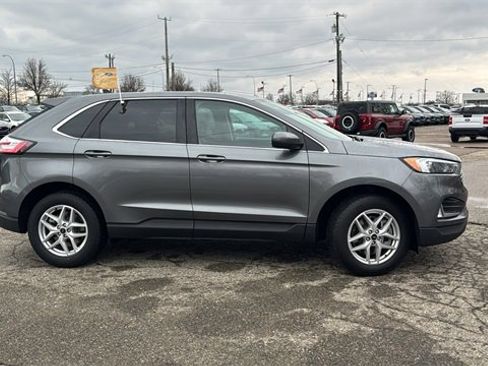 Certified 2024 Ford Edge SEL w/ Convenience Package image 3