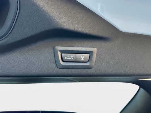 New 2026 BMW X7 M60i image 12