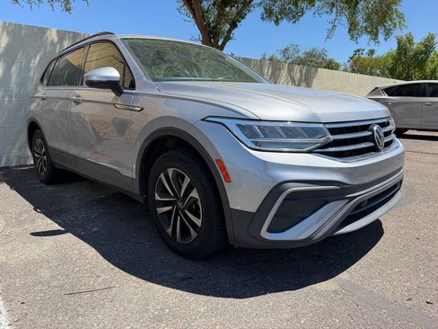 Used 2022 Volkswagen Tiguan S FWD image 6