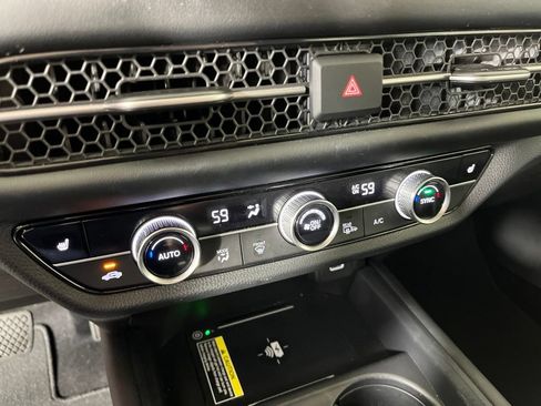 Certified 2025 Honda HR-V EX-L image 32