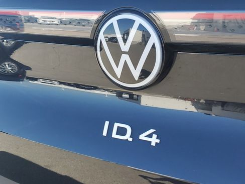 Used 2023 Volkswagen ID.4 Pro S image 6