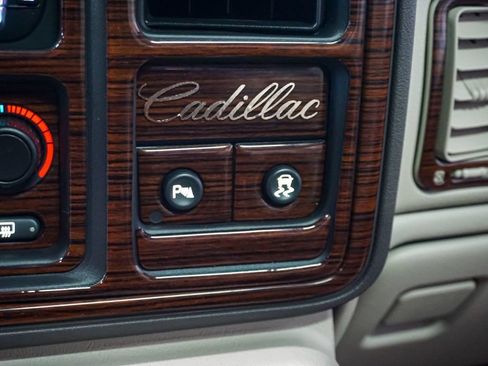 Used 2004 Cadillac Escalade EXT AWD/4WD image 43