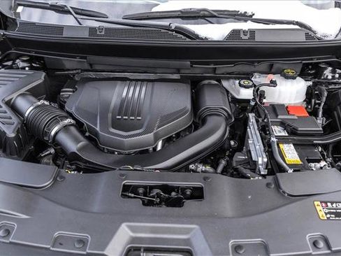 Used 2025 GMC Acadia Elevation image 27