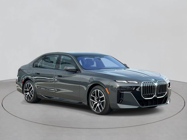 Used 2023 BMW 760i xDrive w/ Luxury Rear Seating Package AWD/4WD image 6
