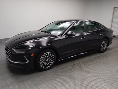 Used 2023 Hyundai Sonata SEL FWD image 2
