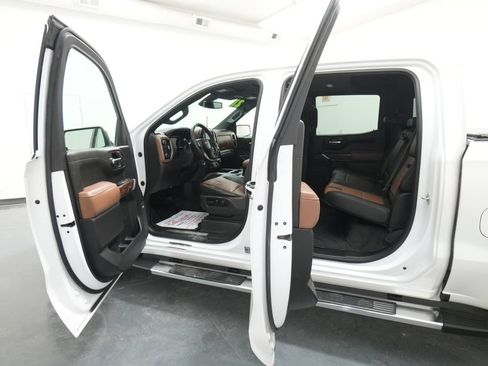 Used 2021 Chevrolet Silverado 1500 High Country w/ LPO, Dark Essentials Package AWD/4WD image 30