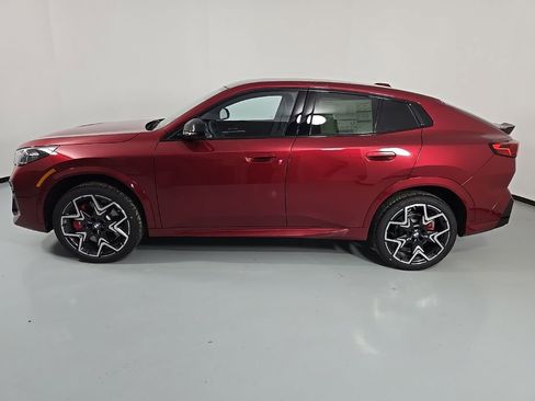 New 2026 BMW X2 xDrive28i w/ Technology Package image 4