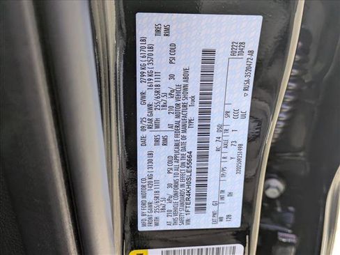 New 2025 Ford Ranger Lariat w/ FX4 Off-Road Package image 18