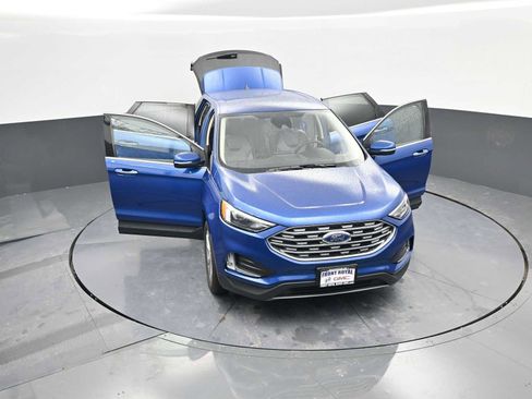 Used 2022 Ford Edge Titanium image 40