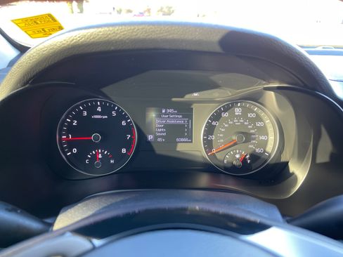 Used 2019 Kia Forte EX image 16