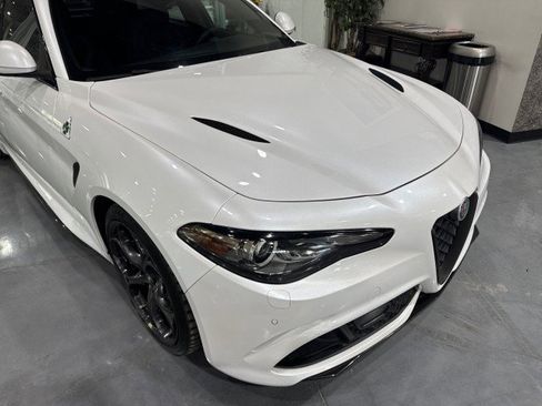 Used 2017 Alfa Romeo Giulia Quadrifoglio image 31