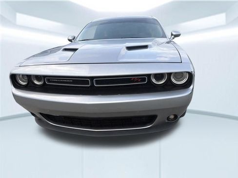 Used 2016 Dodge Challenger R/T Plus RWD image 2