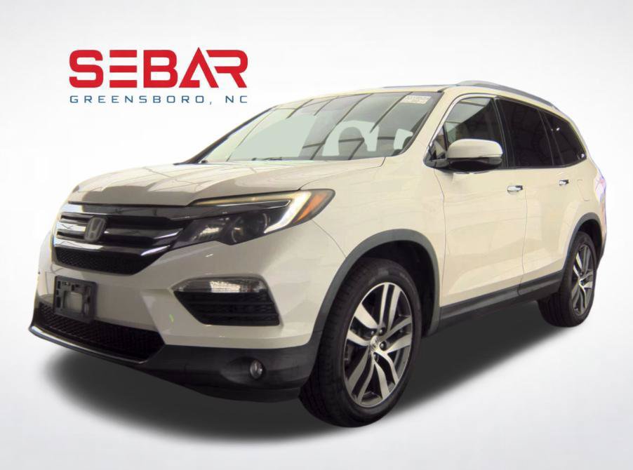 Used 2016 Honda Pilot Touring image 1