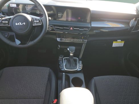 New 2026 Kia Seltos S FWD image 14
