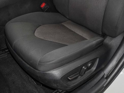 Used 2022 Toyota Camry LE image 24