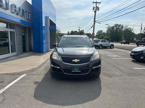 Used 2016 Chevrolet Traverse LS image 8