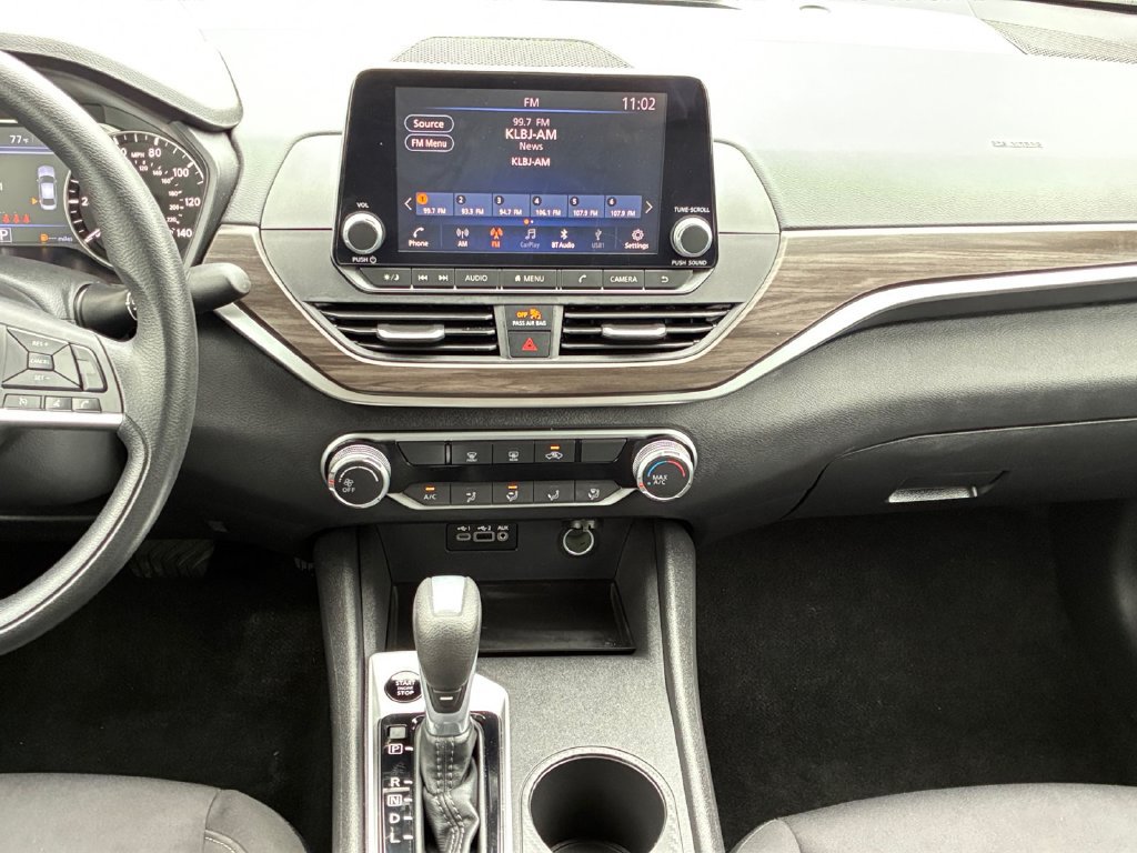 Used 2026 Nissan Altima 2.5 SV FWD image 3