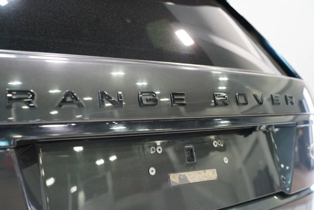 Used 2018 Land Rover Range Rover Supercharged AWD/4WD image 10