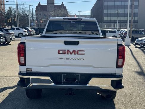 Used 2021 GMC Sierra 2500 Base w/ Convenience Package image 4
