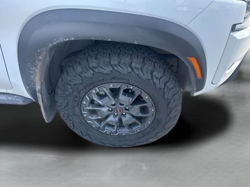 Used 2023 Nissan Frontier PRO-4X w/ Pro-4X Premium Package image 12