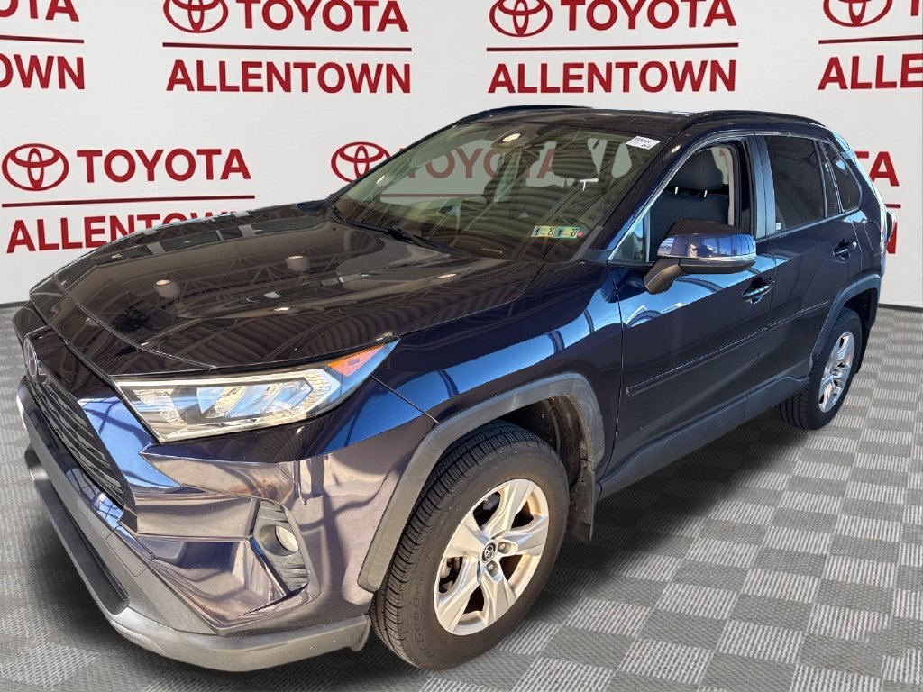 Used 2019 Toyota RAV4 XLE w/ All Weather Liner Package AWD/4WD image 17
