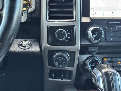 Used 2017 Ford F150 Lariat w/ Equipment Group 501A Mid image 24