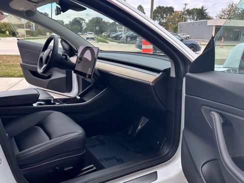 Used 2020 Tesla Model 3 Long Range image 14