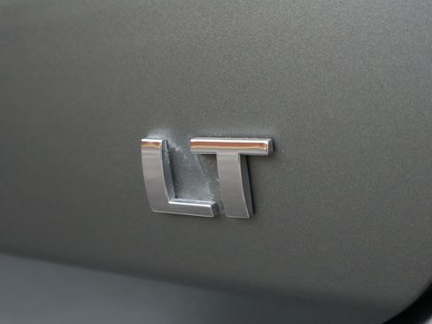 Used 2024 Chevrolet Equinox LT w/ LPO, Floor Liner Package FWD image 26