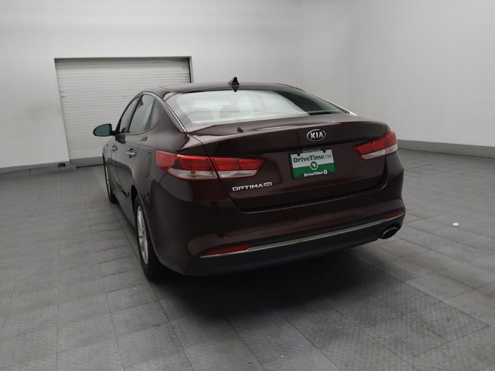 Used 2017 Kia Optima LX FWD image 5