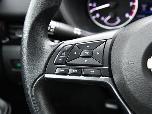 Used 2024 Nissan Sentra SV image 27