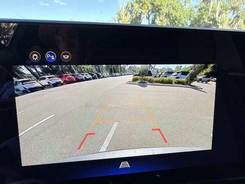 Used 2026 Chevrolet Equinox ACTIV FWD image 25