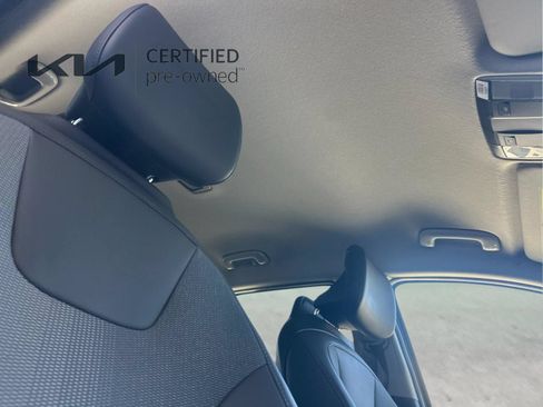 Certified 2023 Kia Niro Wind FWD image 18