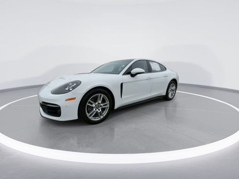 Used 2023 Porsche Panamera Panamera Base image 4