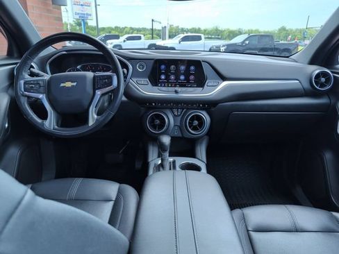 Used 2022 Chevrolet Blazer LT FWD image 15