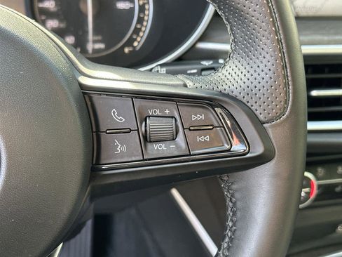 Used 2021 Alfa Romeo Stelvio Ti w/ Active Assist 2 Package TI image 25