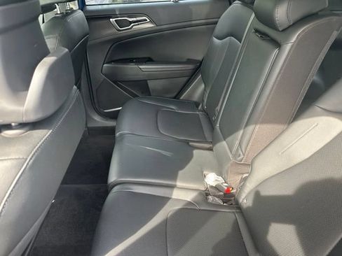 Used 2023 Kia Sportage EX FWD image 9