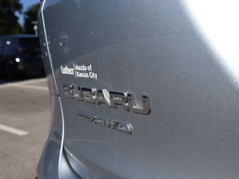 Used 2022 Subaru Ascent Limited w/ Technology Package AWD/4WD image 18