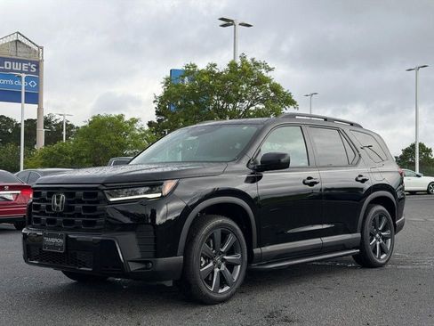 New 2026 Honda Pilot Sport image 5