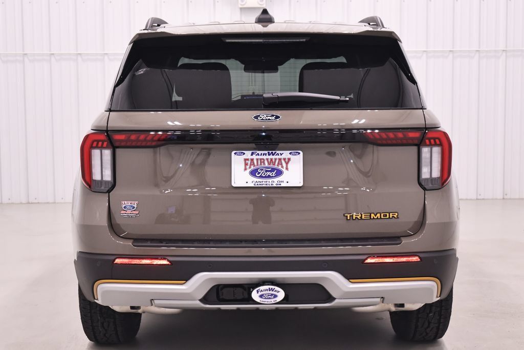 New 2027 Ford Explorer Tremor AWD/4WD image 8