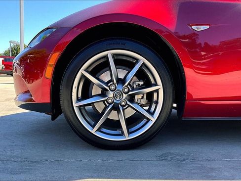 Used 2023 MAZDA MX-5 Miata Grand Touring RWD image 8