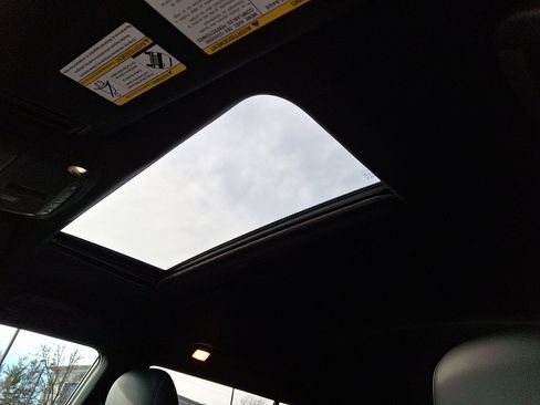 Used 2024 INFINITI QX80 Sensory w/ Cargo Package image 15