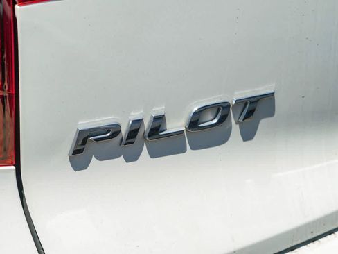 Used 2018 Honda Pilot EX-L image 15