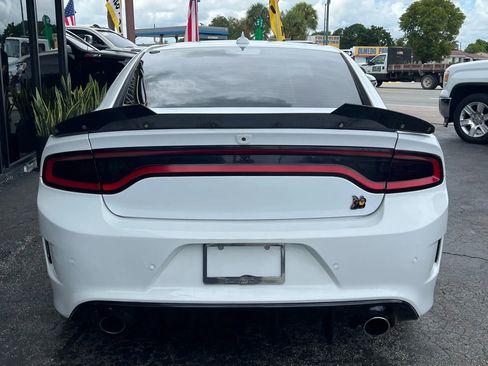 Used 2019 Dodge Charger Scat Pack image 8