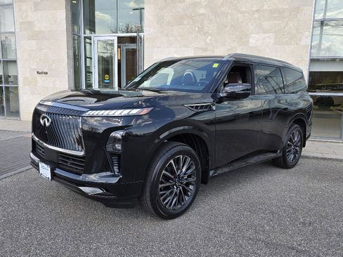 New 2026 INFINITI QX80 Autograph w/ Premium Cargo Package AWD/4WD image 2