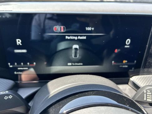 New 2026 Nissan Kicks SR w/ SR Premium Package FWD image 34