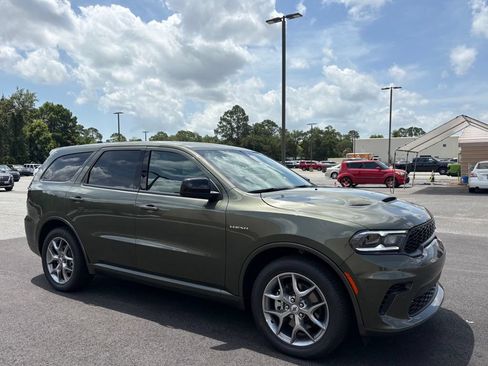 New 2026 Dodge Durango GT w/ Trailer Tow Group IV AWD/4WD image 5